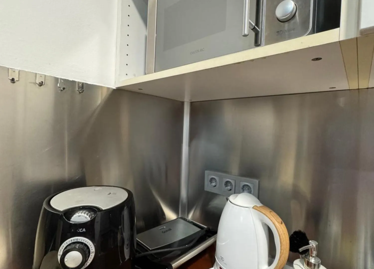 Apartment Pamis Apartament Sants, Barcelona Spain